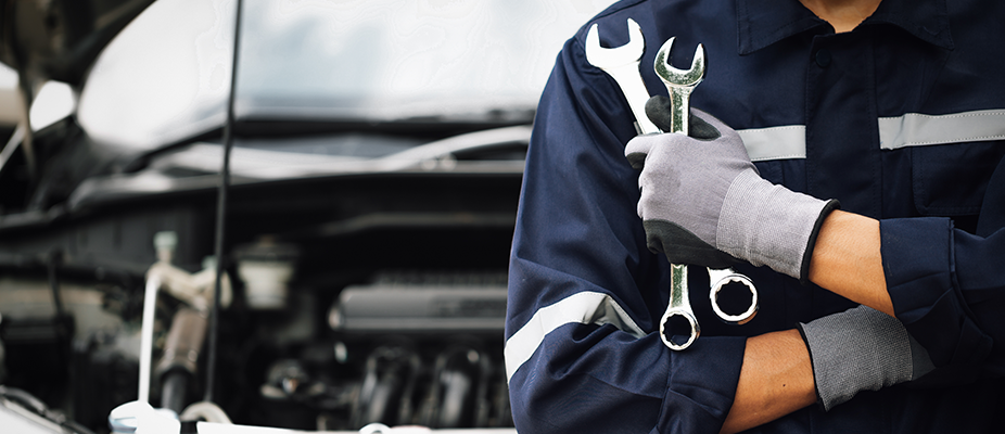 Why Go to a Mechanic for an Oil Change