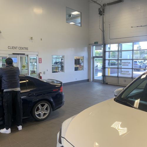 Acura Pickering Drive In Service Department Entrance