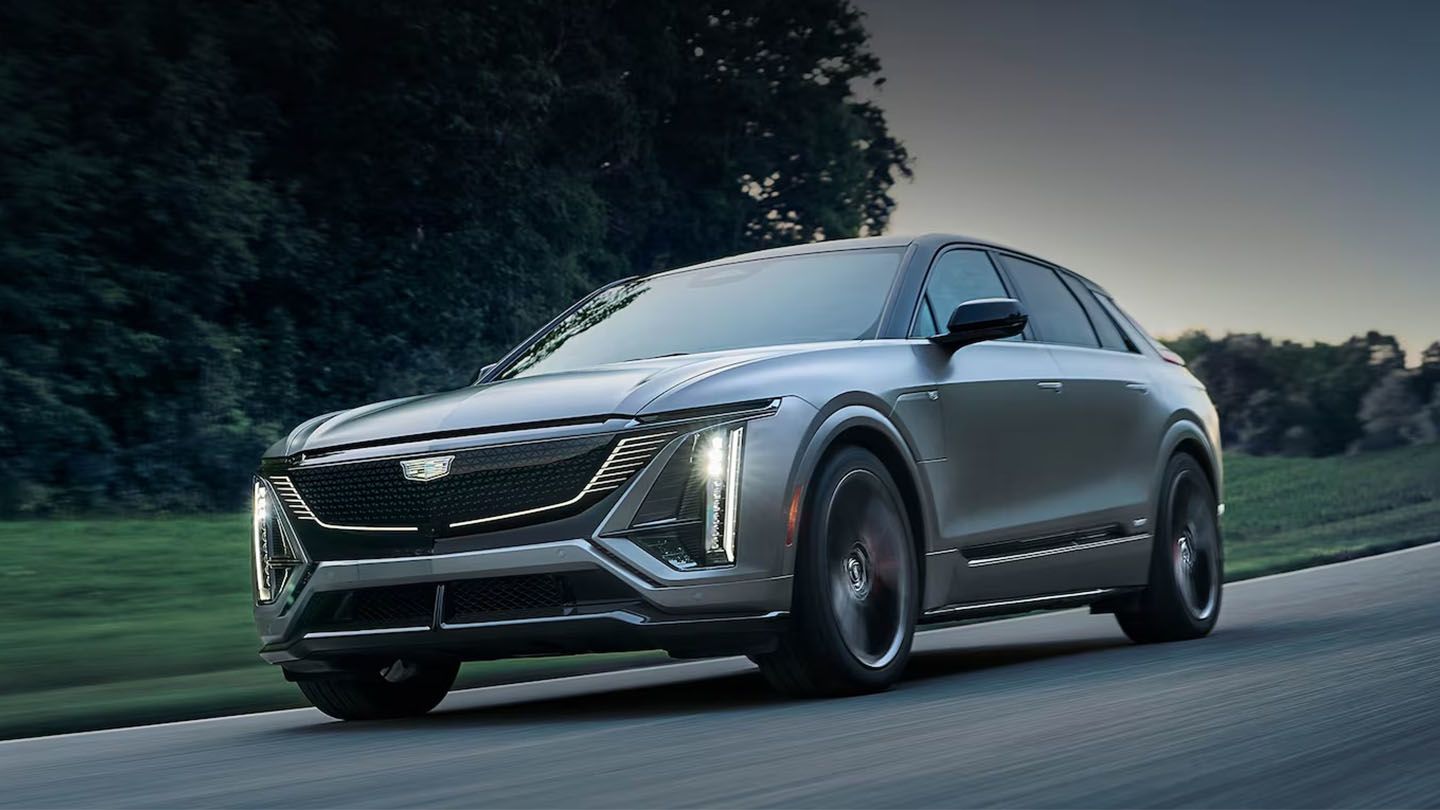 Cadillac LYRIQ 2026 in Joliette: the luxury electric SUV in inventory at Chalut auto Cadillac
