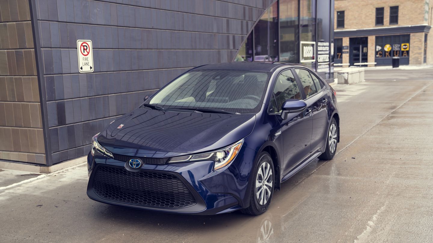 How Frugal Is the 2027 Toyota Corolla Hybrid LE?
