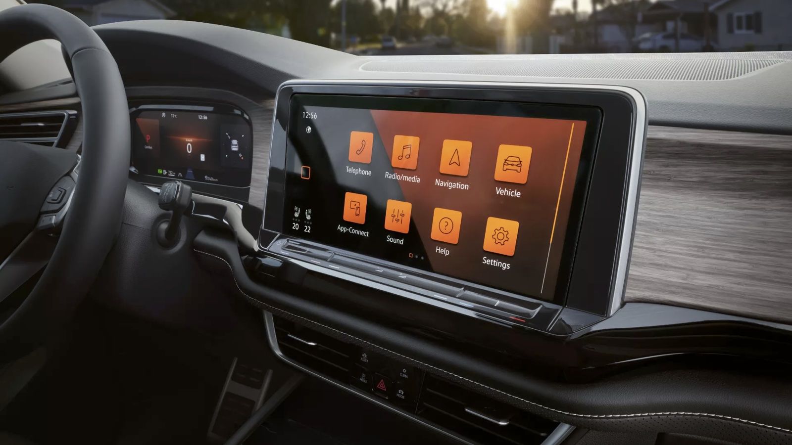 Close-up of the Volkswagen Atlas 2024 touchscreen.