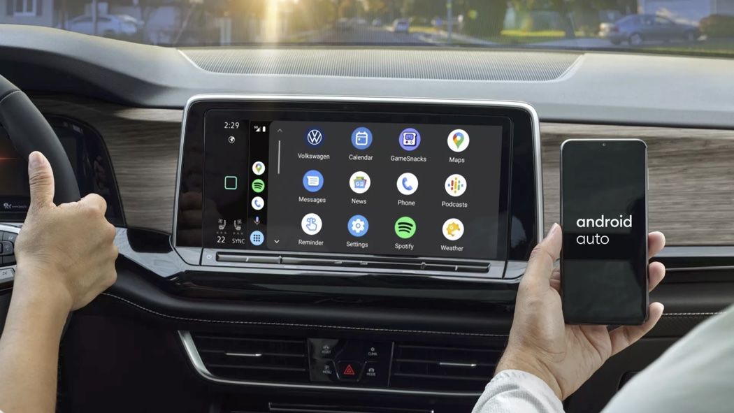 Wireless Apple CarPlay/Android Auto for the 2024 Volkswagen Atlas.