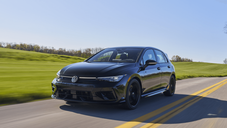 2026 & 2025 Golf R: Price and Technical Specifications
