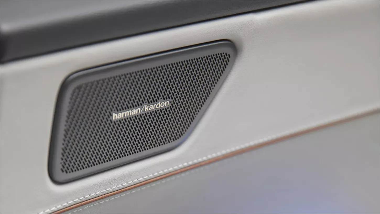 Harman Kardon speaker in the 2027 Volkswagen Atlas.