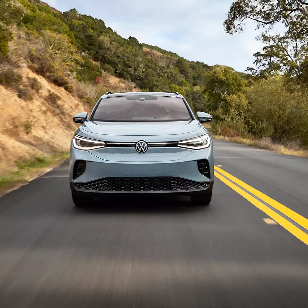 2025 Volkswagen ID.4 equipped with 4MOTION technology in the Volkswagen lineup.
