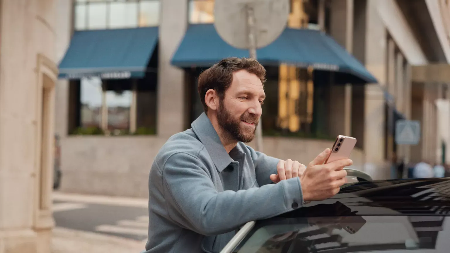 Potential buyer during a private vehicle sale.