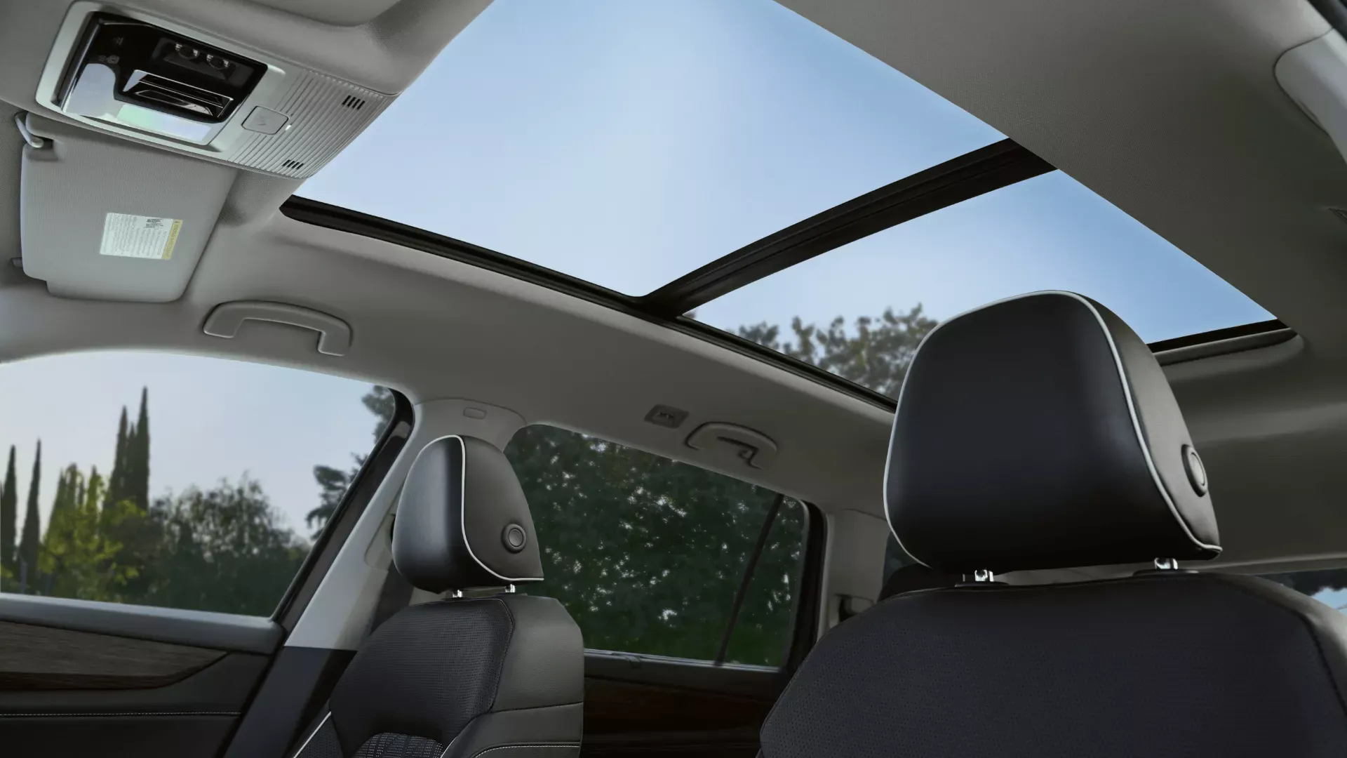 Toit ouvrant et habitacle du Volkswagen Atlas 2026.