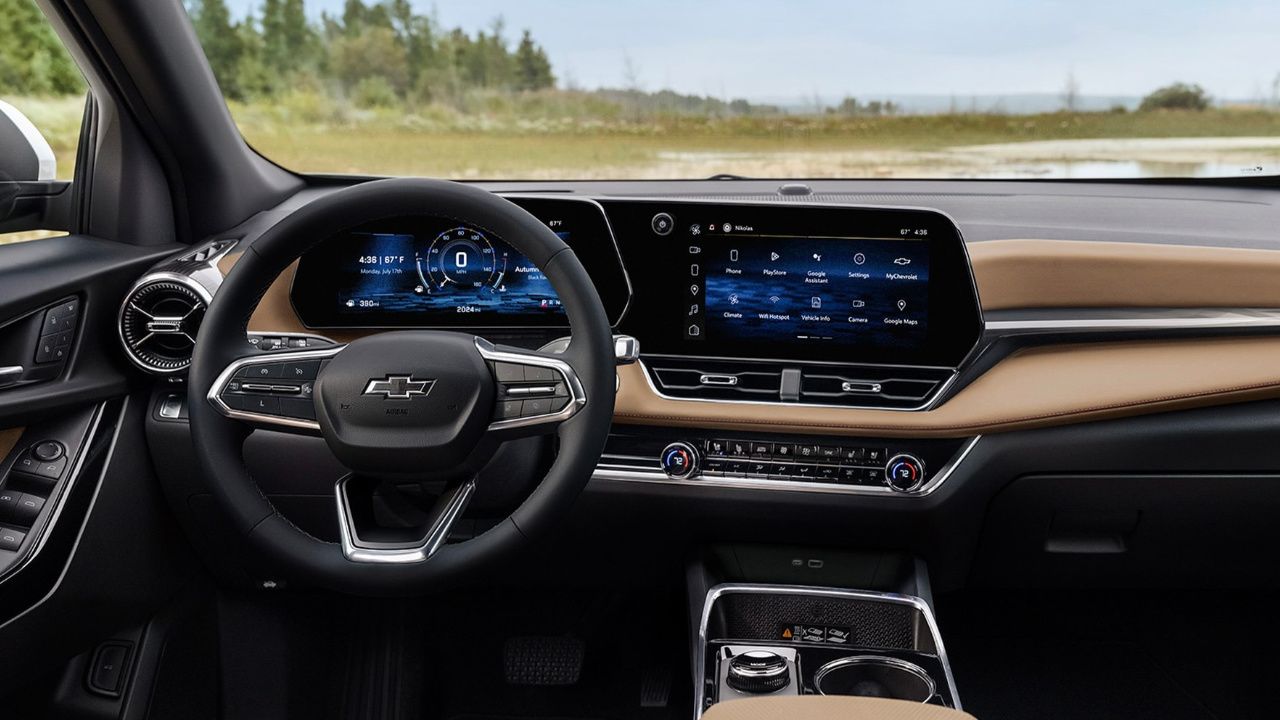 Vue avant du Chevrolet Equinox 2026 soulignant ses phares à DEL