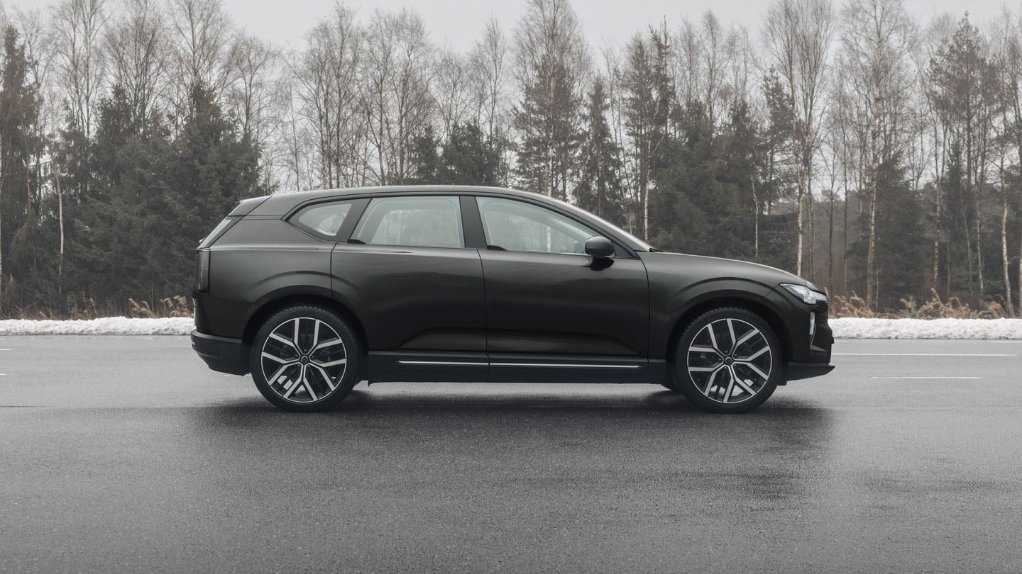 Standard 360-Degree Camera and Adaptive Cruise: The 2027 EX60's Safety Foundation Across All Trims