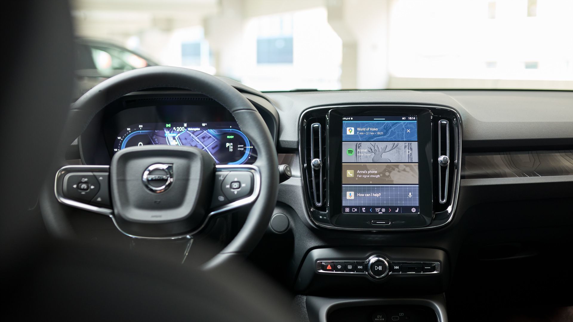 3 Interior Details That Elevate the 2026 Volvo EX40’s Cabin Comfort