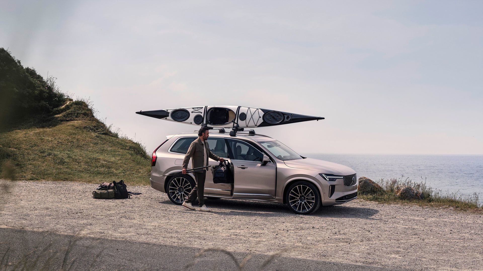 2026 Volvo XC90: Scandinavian Design and Plug-In Hybrid Efficiency for Thornhill Drivers
