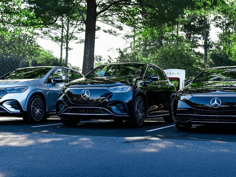 Mercedes-Benz Electric Vehicles Now Compatible with NACS/Tesla Charging Network