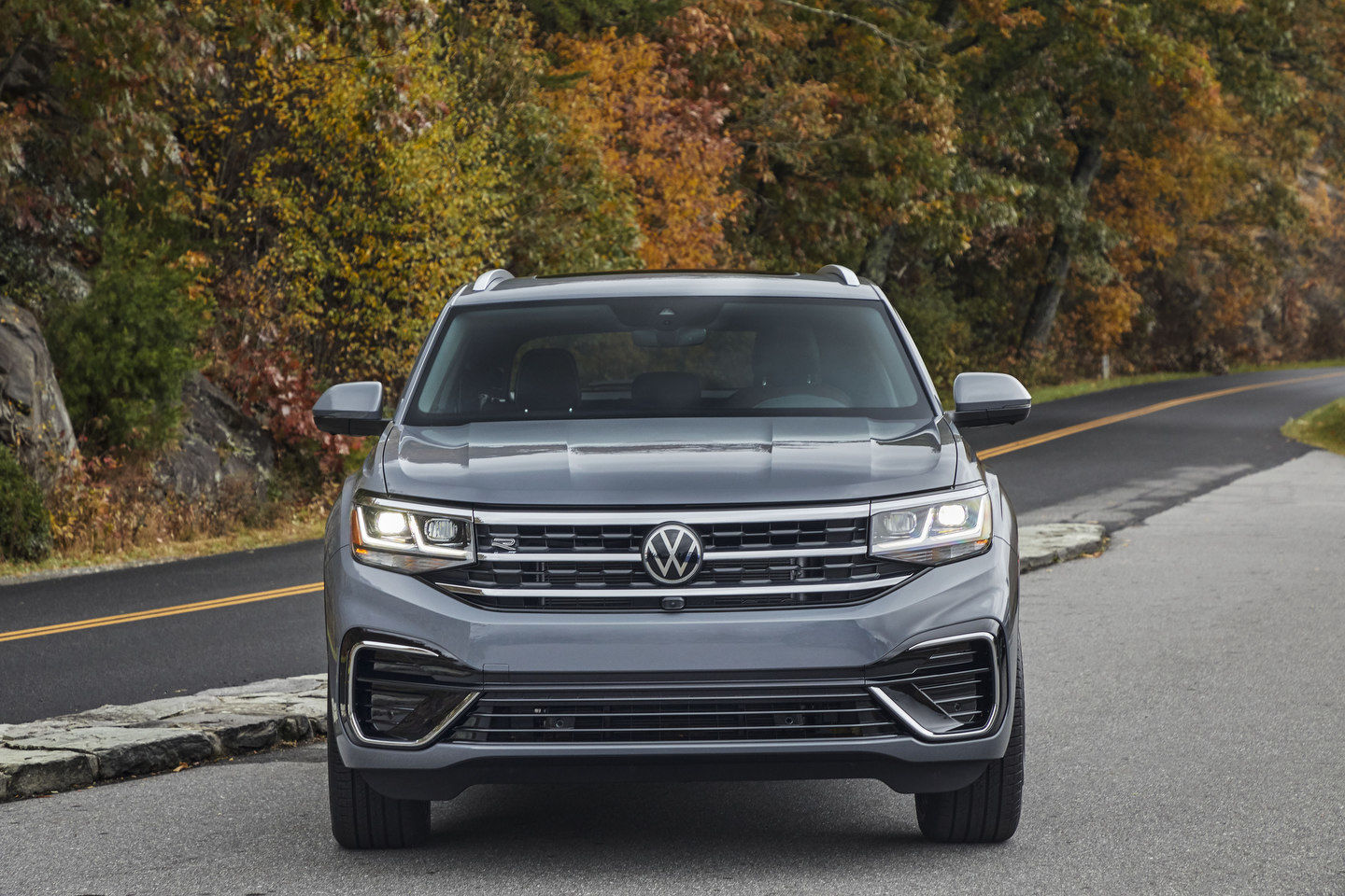 Here are Some of the Differences Between the 2022 Volkswagen Atlas and the 2022 Volkswagen Atlas Cross Sport