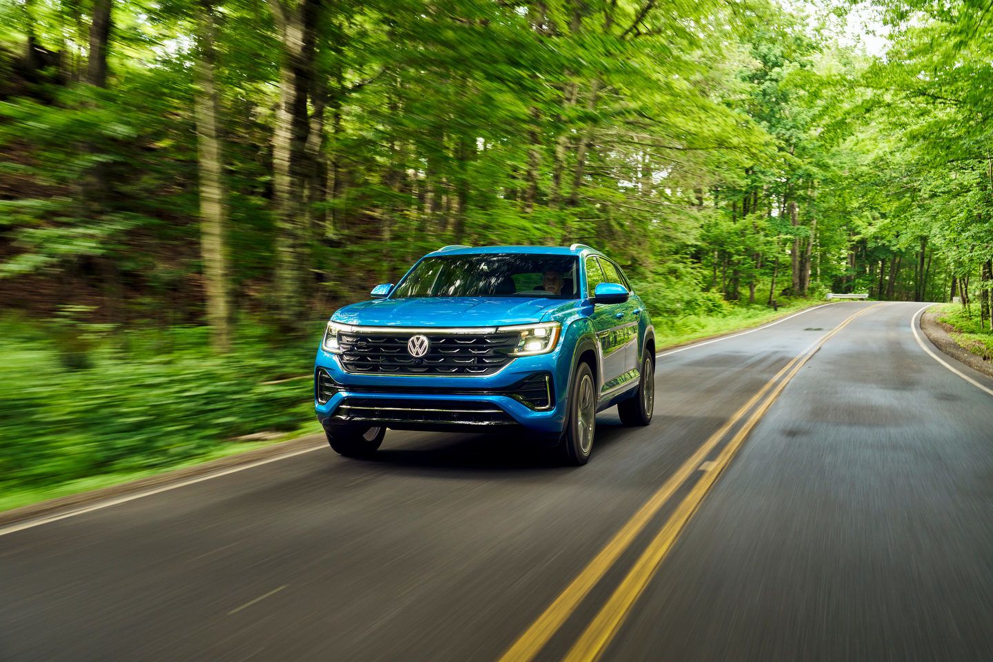 Inside the 2024 Volkswagen Atlas Cross Sport: What’s New?