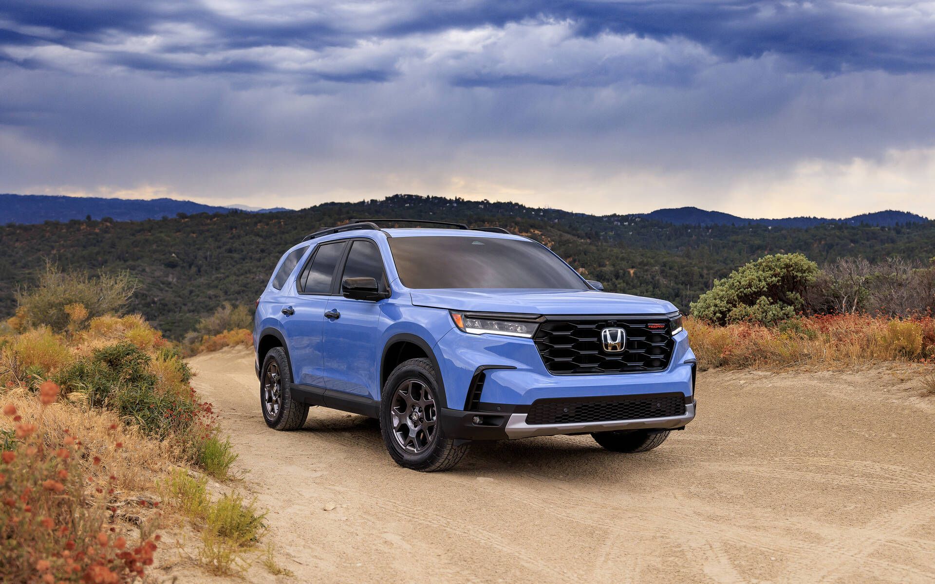 2023 Honda Pilot SUV Earns IIHS TOP SAFETY PICK+ Rating