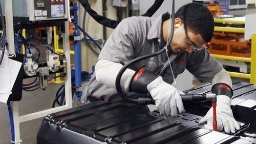 Fixing it Right the First Time: What it takes to be a Nissan Technician?