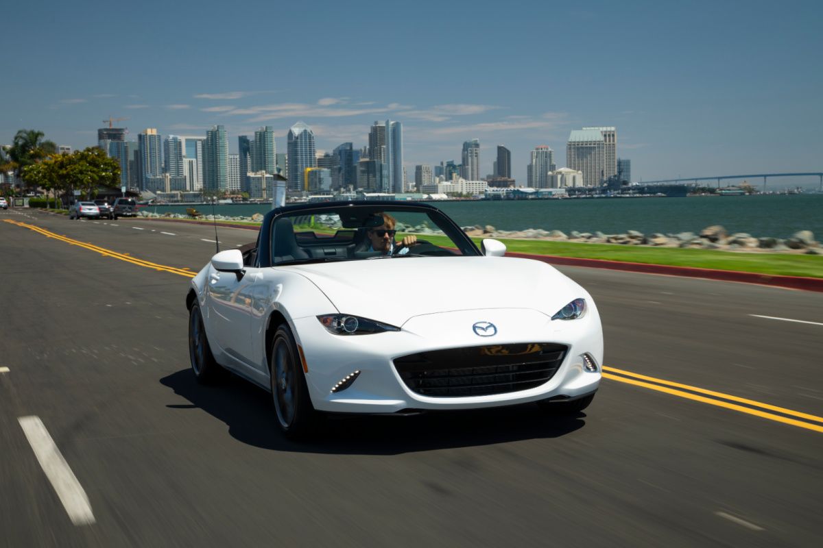 Mazda MX-5 2026: The Next Generation Will Be Electrified