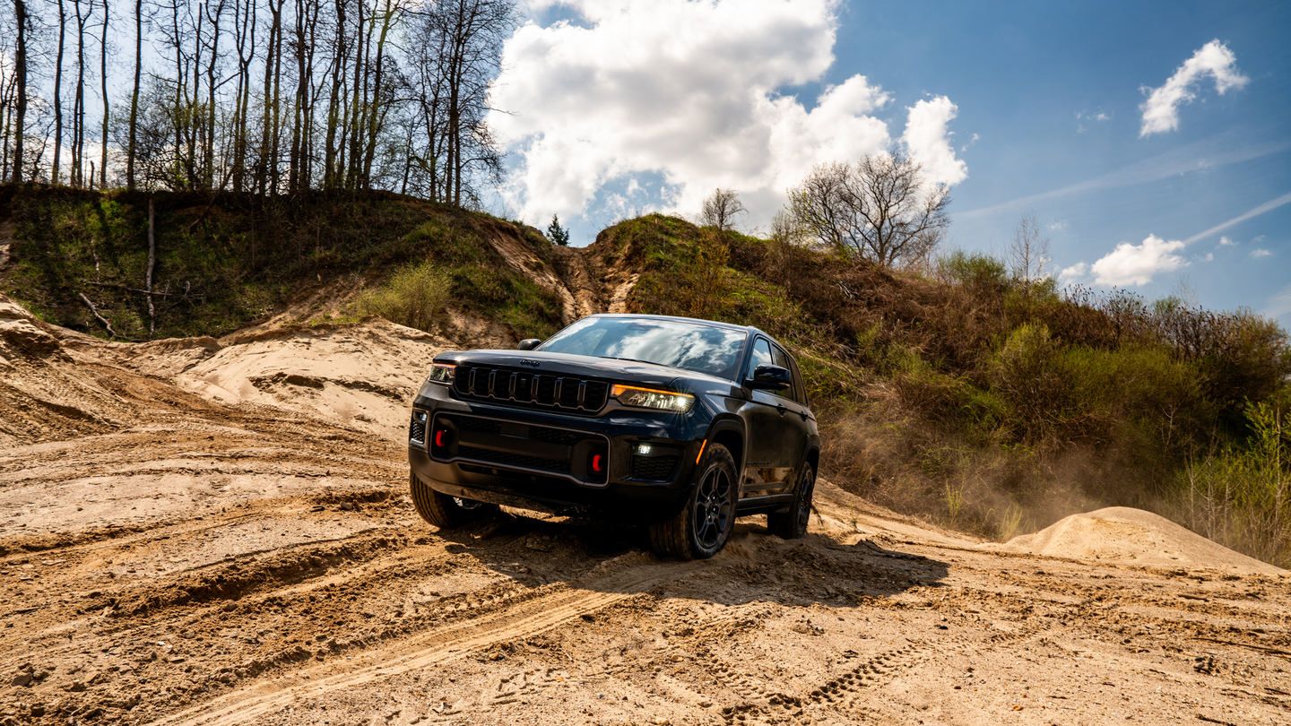 Angle d’attaque de 36 degrés : ce que le Jeep Grand Cherokee Trailhawk 2027 peut vraiment franchir