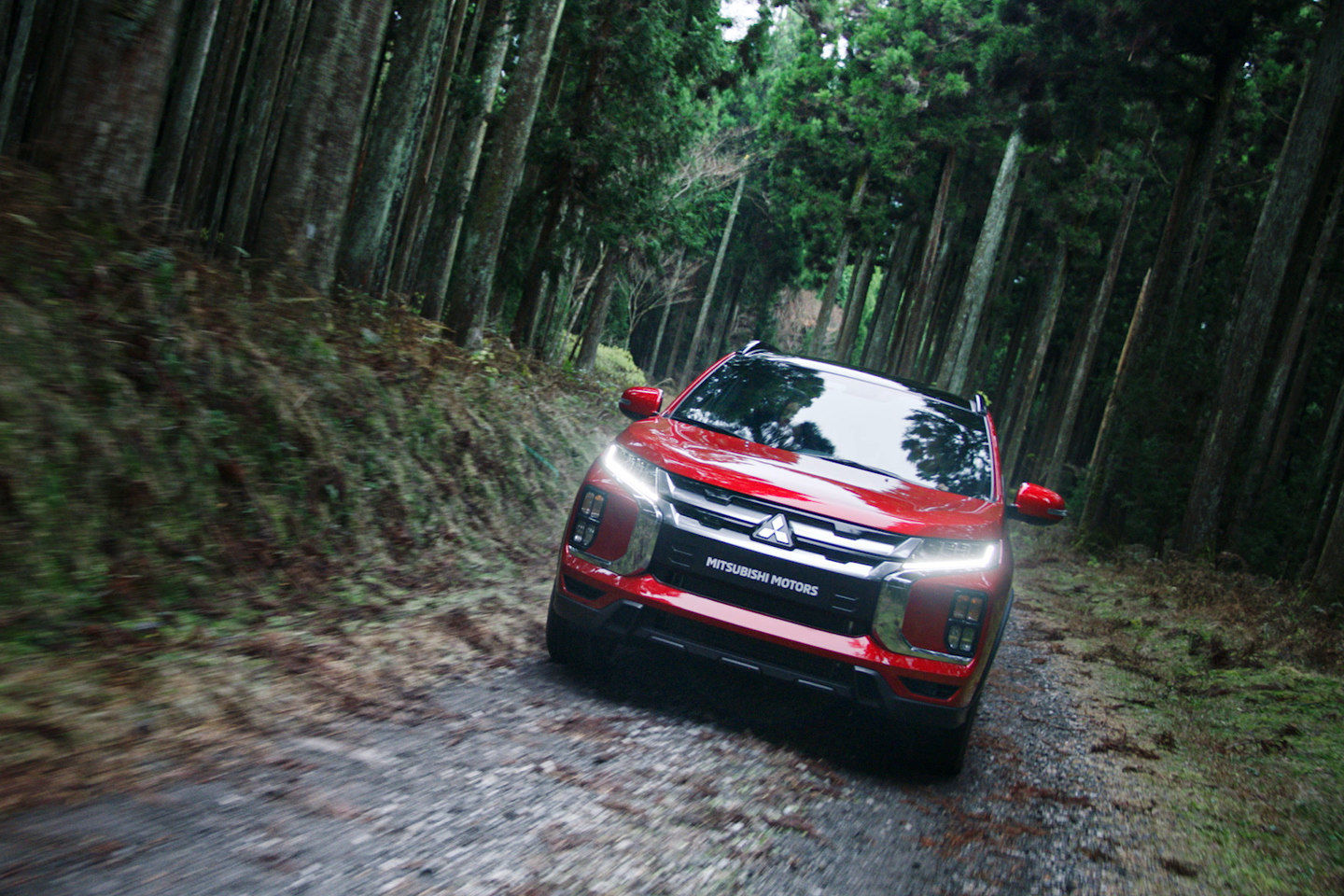 Rallye Mitsubishi in Gatineau Exploring the 2024 Mitsubishi RVR A Review of Its Features and