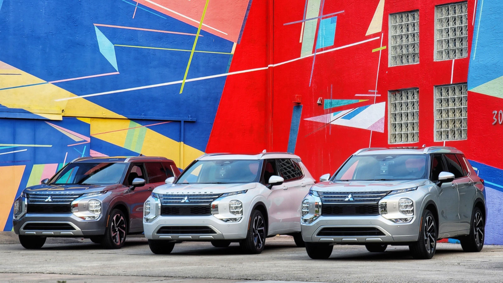 Why Choose the 2024 Mitsubishi Outlander over the Nissan Rogue