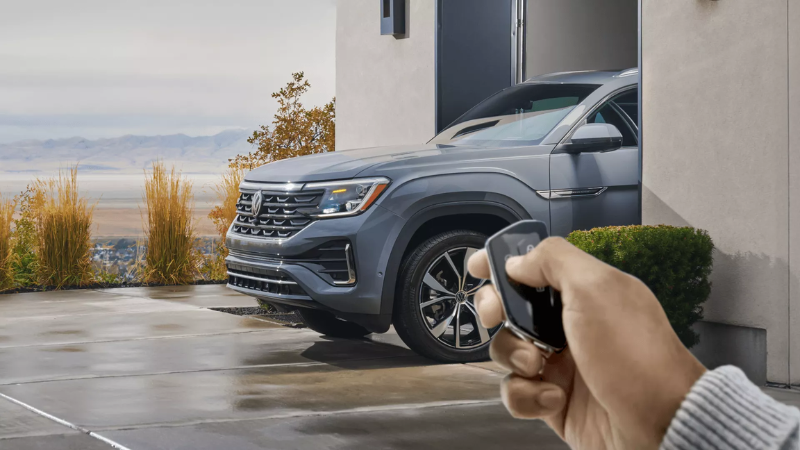 KESSY keyless entry system with push-button start on a Volkswagen