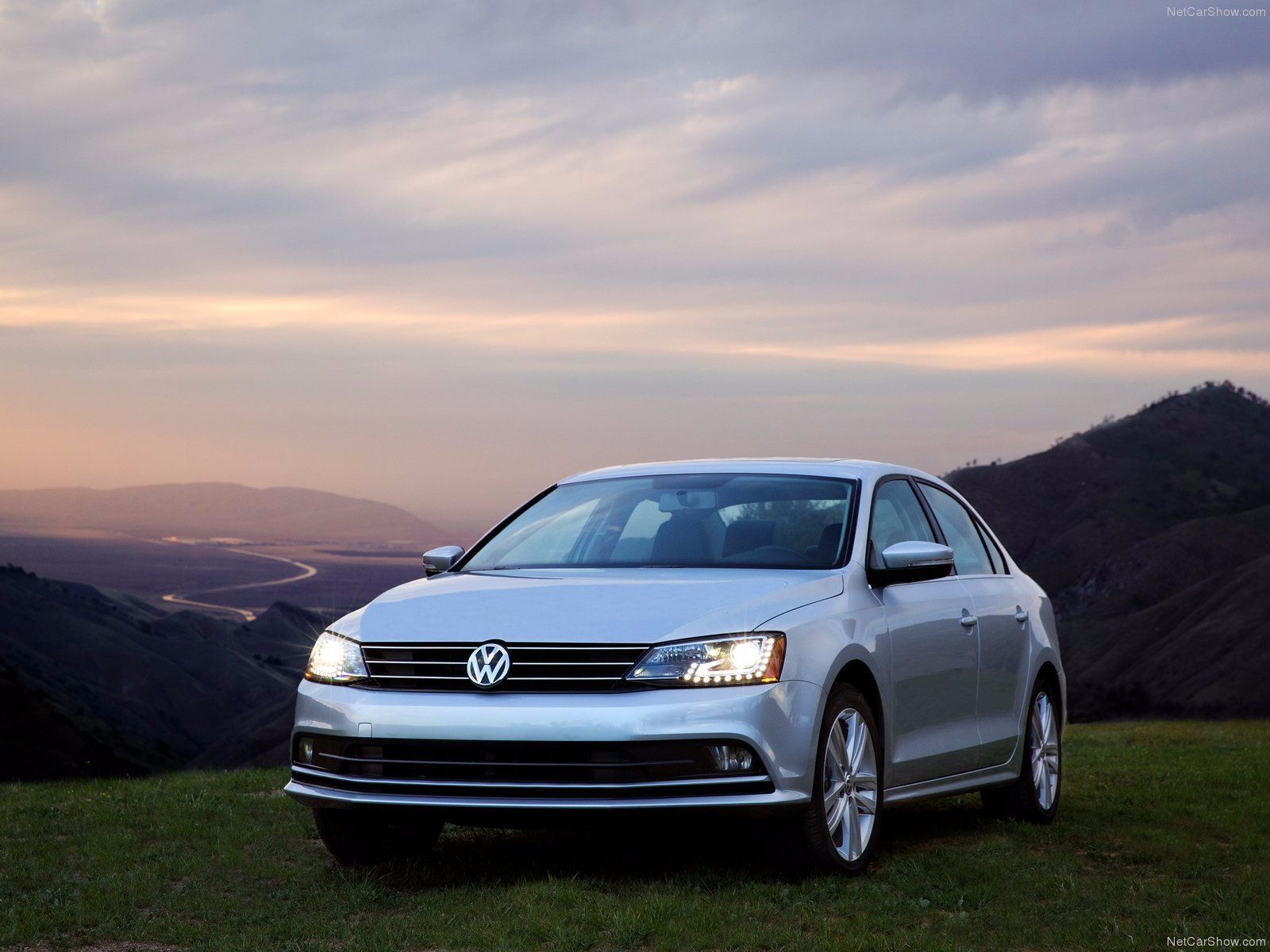 La Volkswagen Jetta 2015 : la qualité allemande à prix abordable!