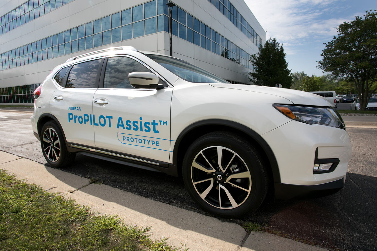 Nissan leaf propilot