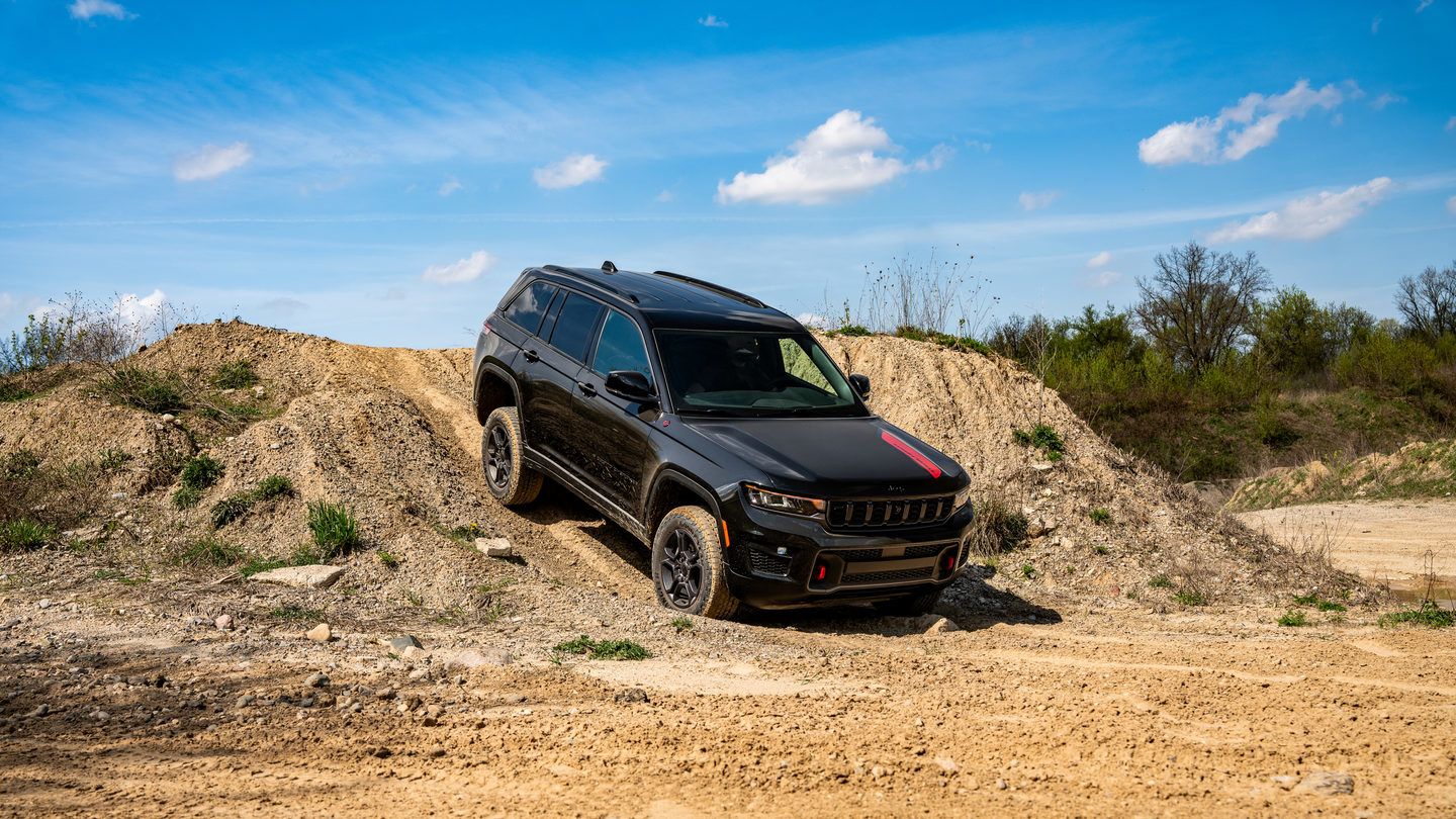 Rehausser le confort familial grâce à l’habitacle spacieux du Jeep Grand Cherokee 2026