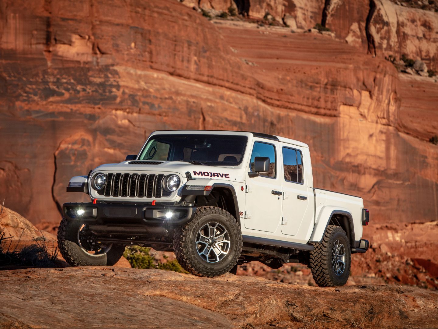 Jeep Gladiator 2026 : Mojave (Desert Rated) ou Rubicon (Trail Rated), lequel convient à votre terrain ?