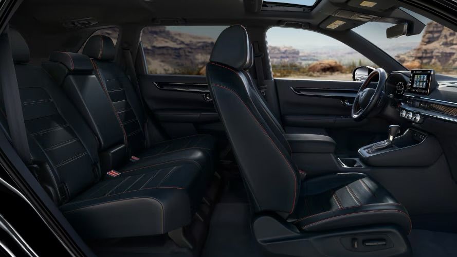 Nice view of the front and rear seats of the Honda CR-V 2025.