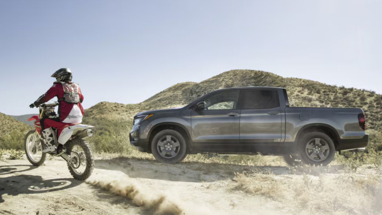 side view of a 2025 Honda Ridgeline