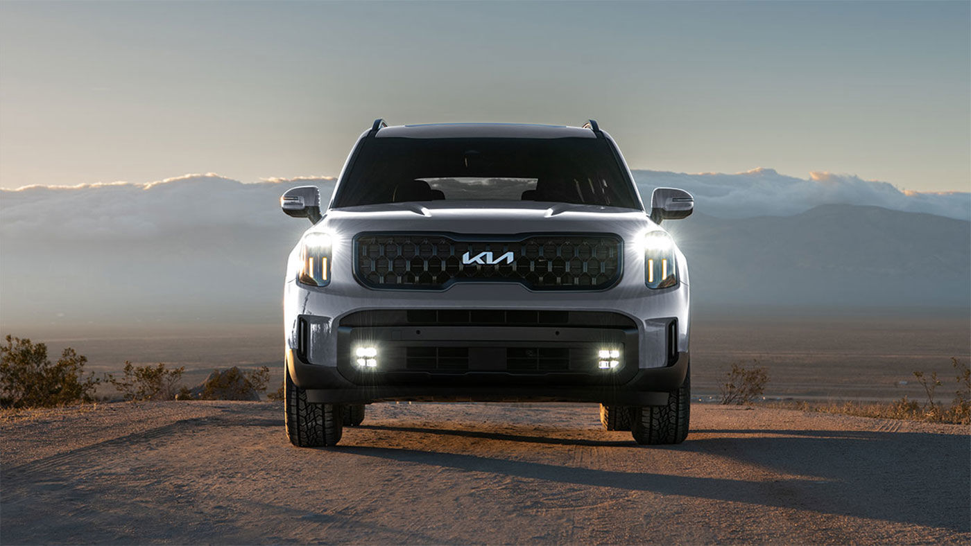 Le kia Telluride 2024 dans le désert.