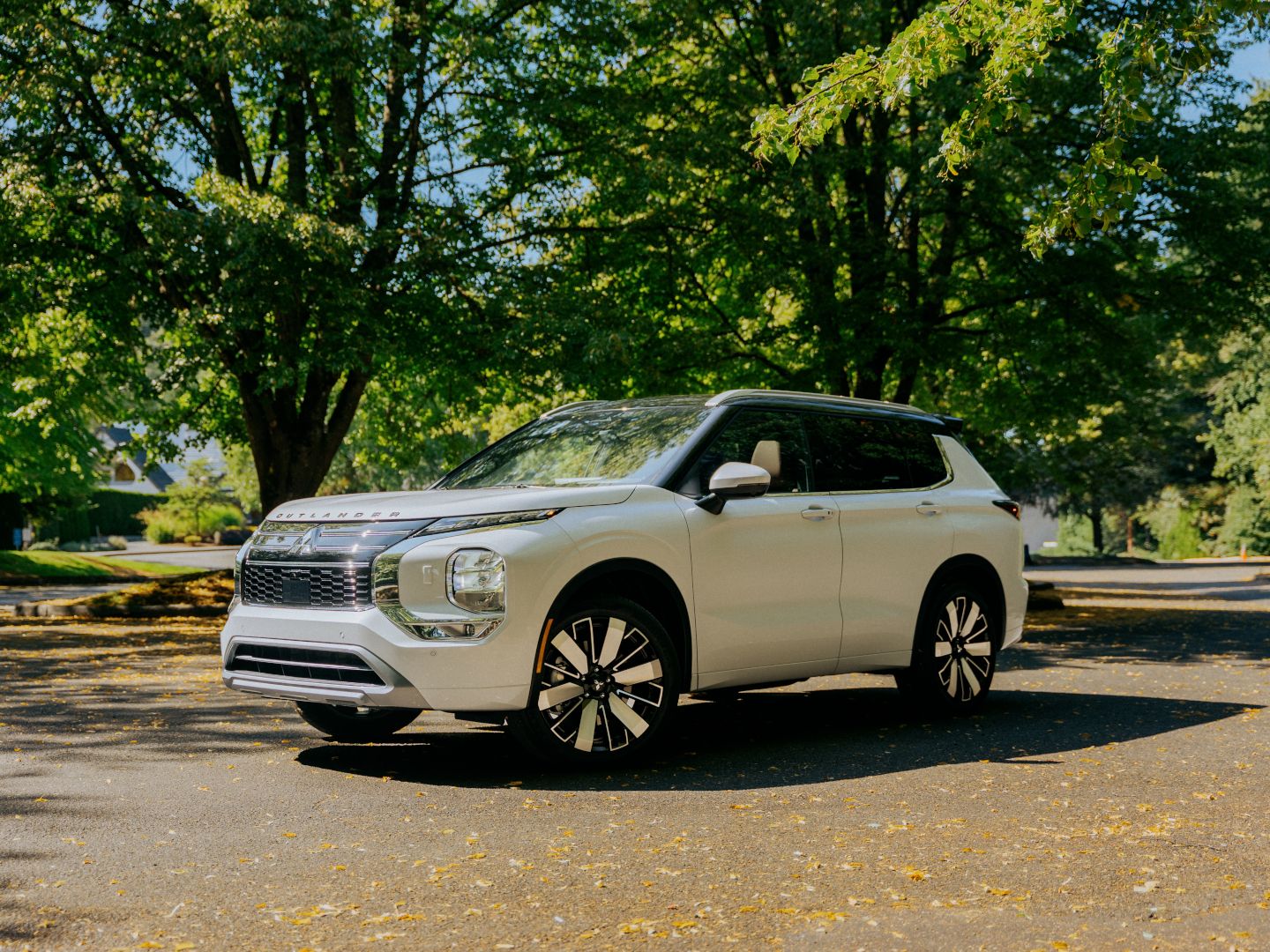 Is the 2026 Mitsubishi Outlander Big Enough for a Family of Five?