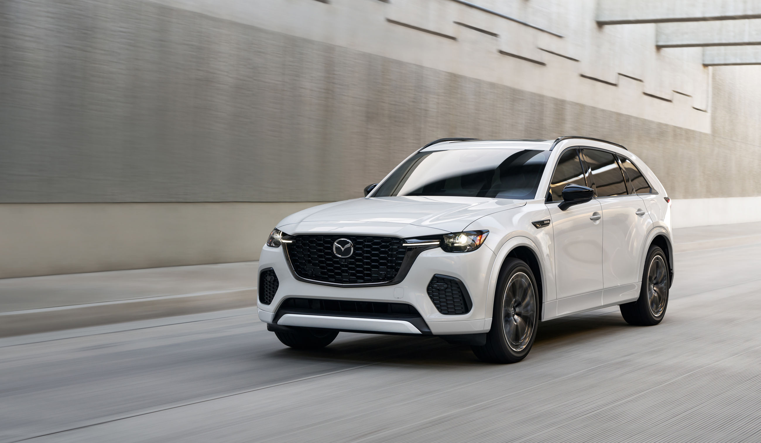 Discover the CX-70: Mazda's New Intermediate Multisegment