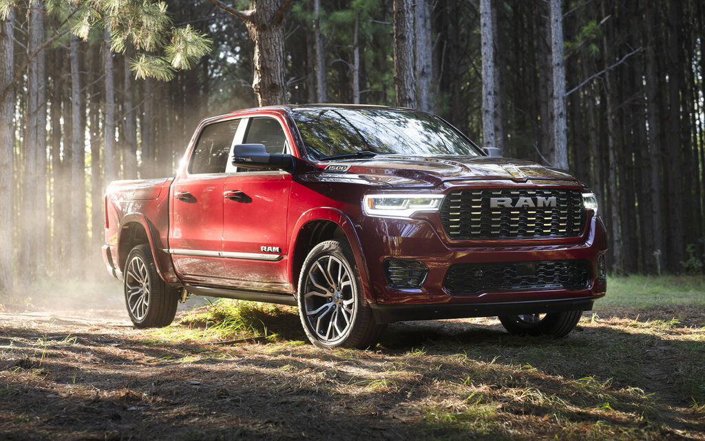 Découvrez la Nouvelle Gamme de Camionnettes RAM 1500 2025 chez Performance Laurentides