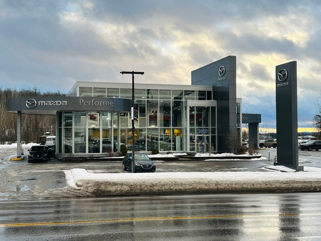 Retour sur une année mémorable chez Performe Mazda : Concours, Personnalités Légendaires et partenariats exceptionnels !