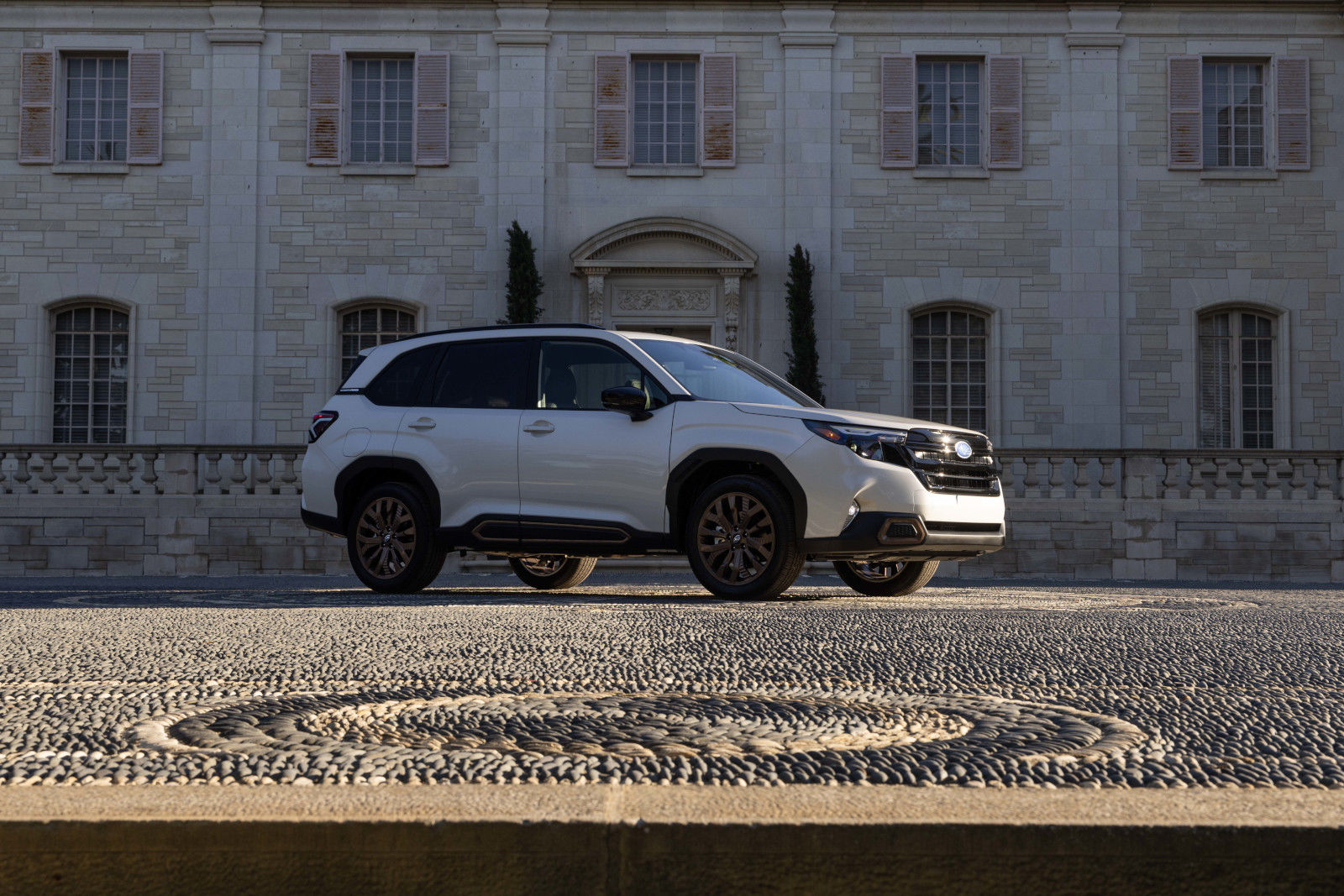 Pour ne rien manquer de la traction intégrale symétrique à prise constante du Subaru Forester 2025