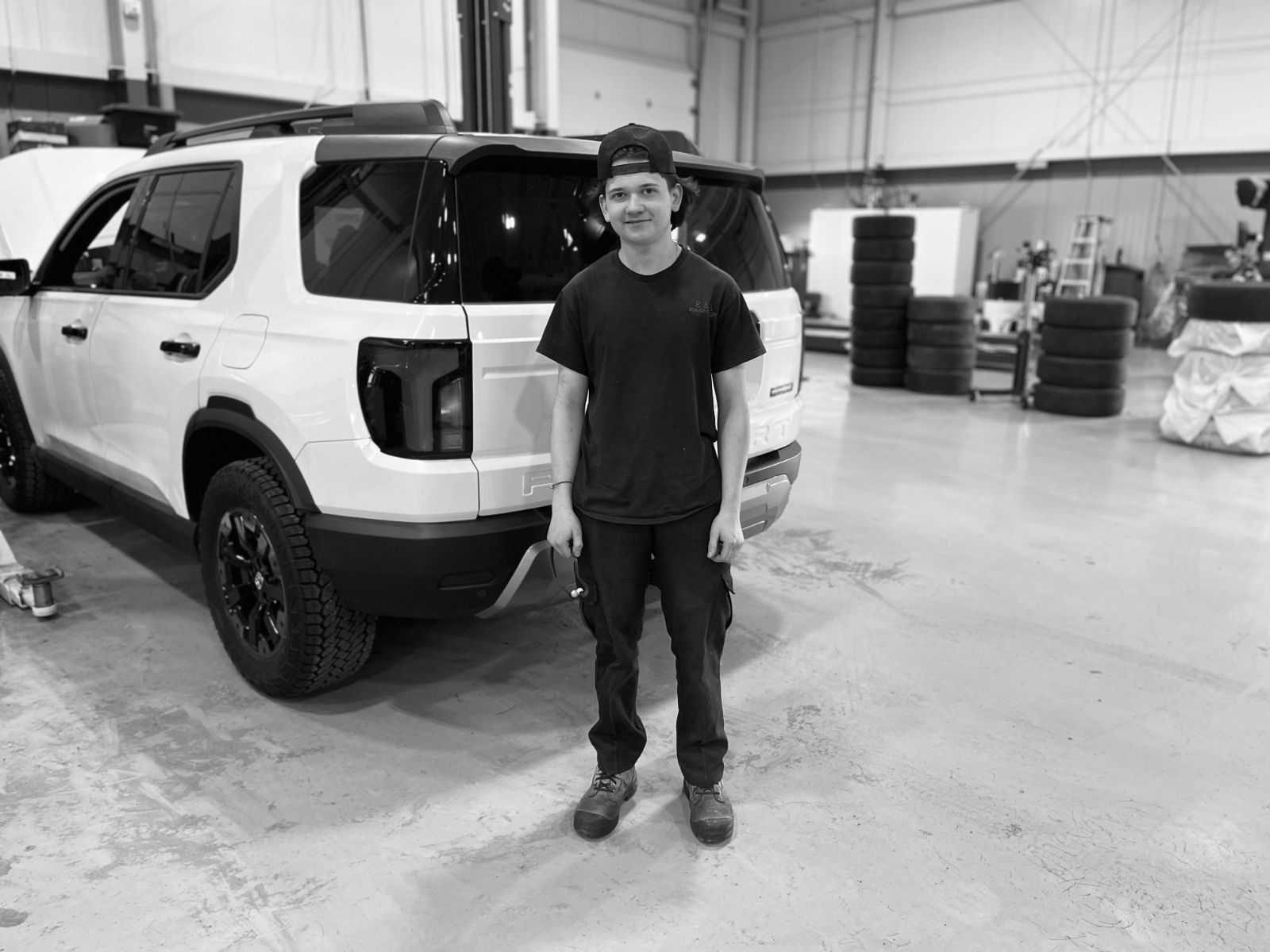 Meet Munroe: From Small-Town Passion to Scholarship Recipient and Technician Apprentice at Centennial Honda