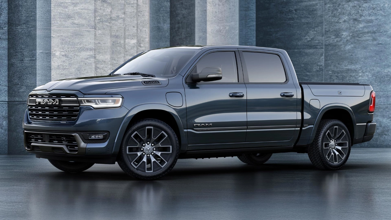 Profile view of the 2027 RAM 1500 pickup truck