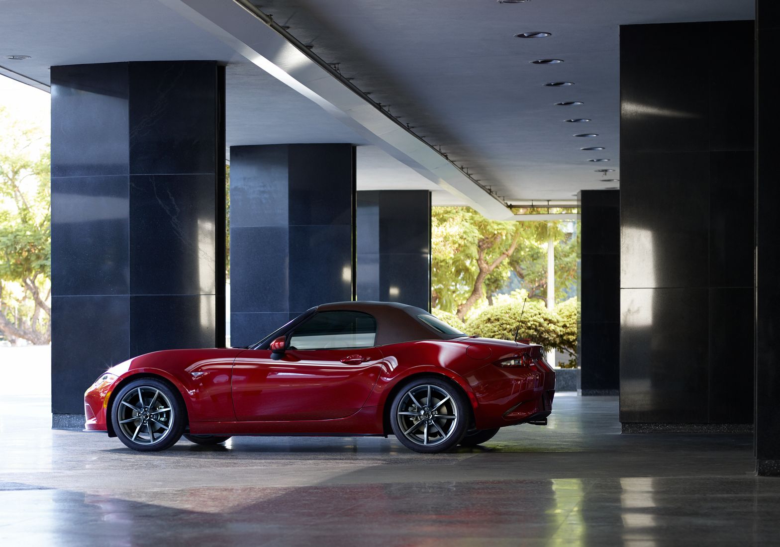 THE BUZZ IS STRONG ON THE NEW 2019 MAZDA MX-5!