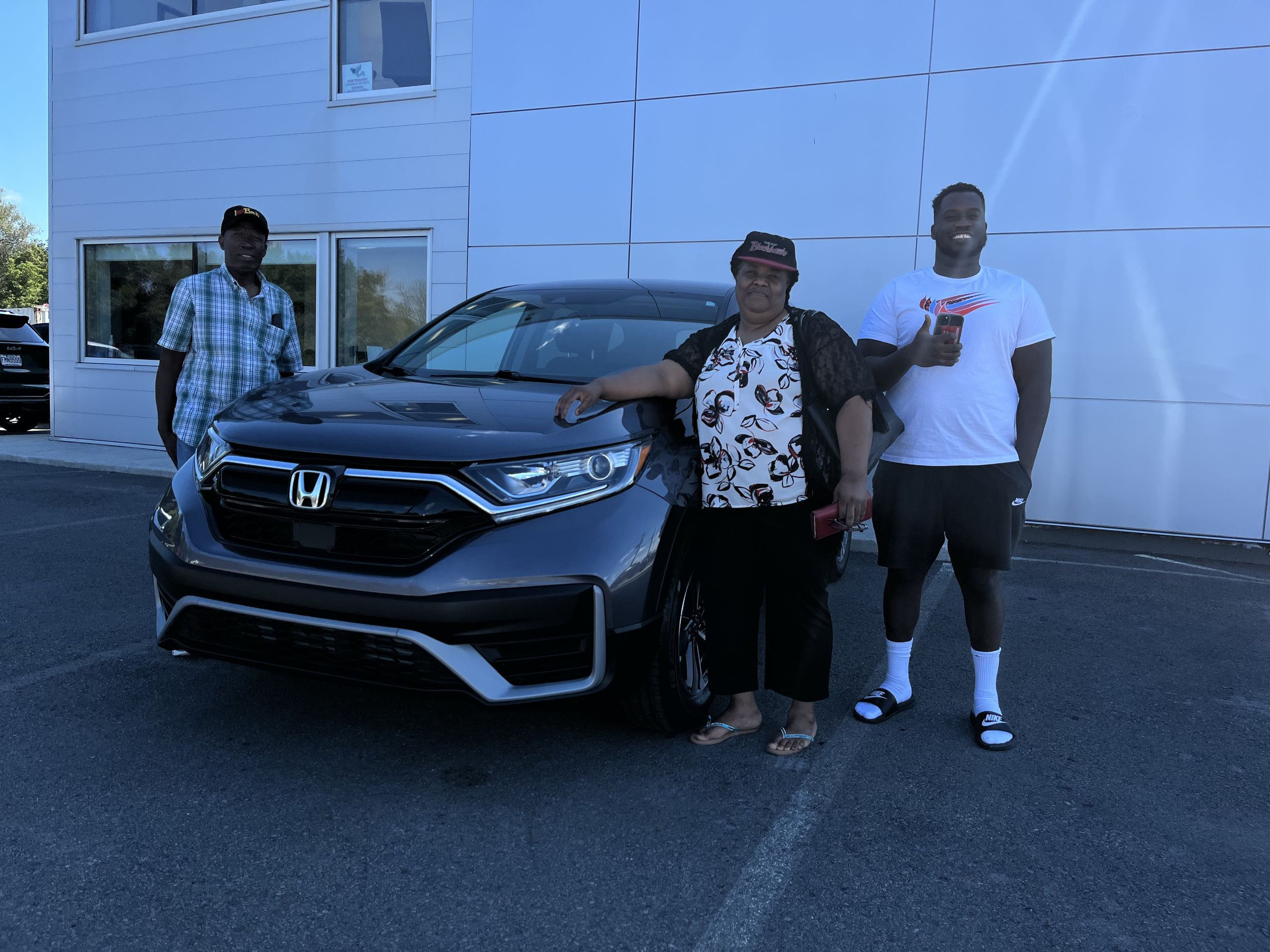 Félicitations monsieur Gardy pour votre nouveau Honda CR-V 2022