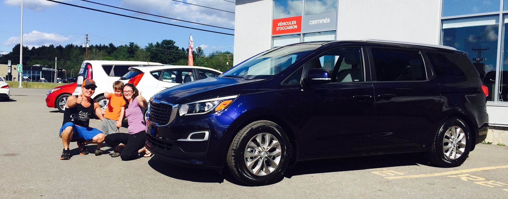 Mr.Mathieu Bergeron et la famille ! says in Mirabel Kia Des Laurentides