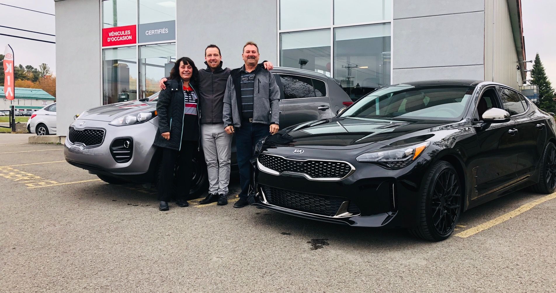 Madame et Monsieur Corbeil dit C'est notre 5e véhicule neuf chez Kia