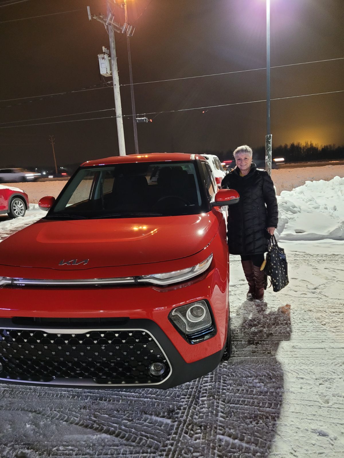 LOUISE BOISVERT dit UNE CHARMANTE NOUVELLE CLIENTE KIA!! à Mirabel