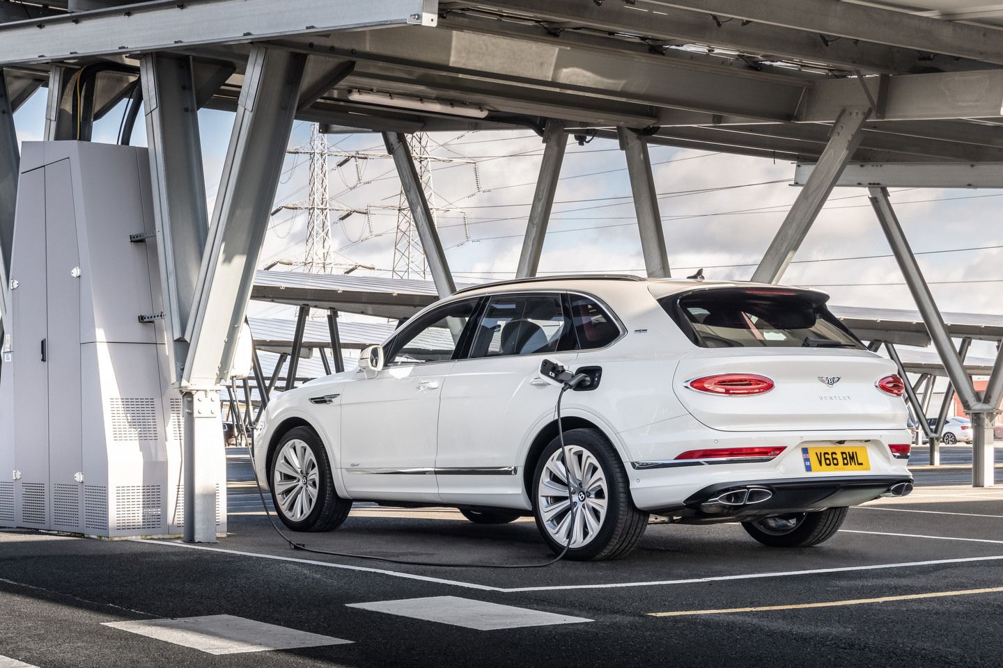 Coup d’œil aux modèles PHEV de Bentley