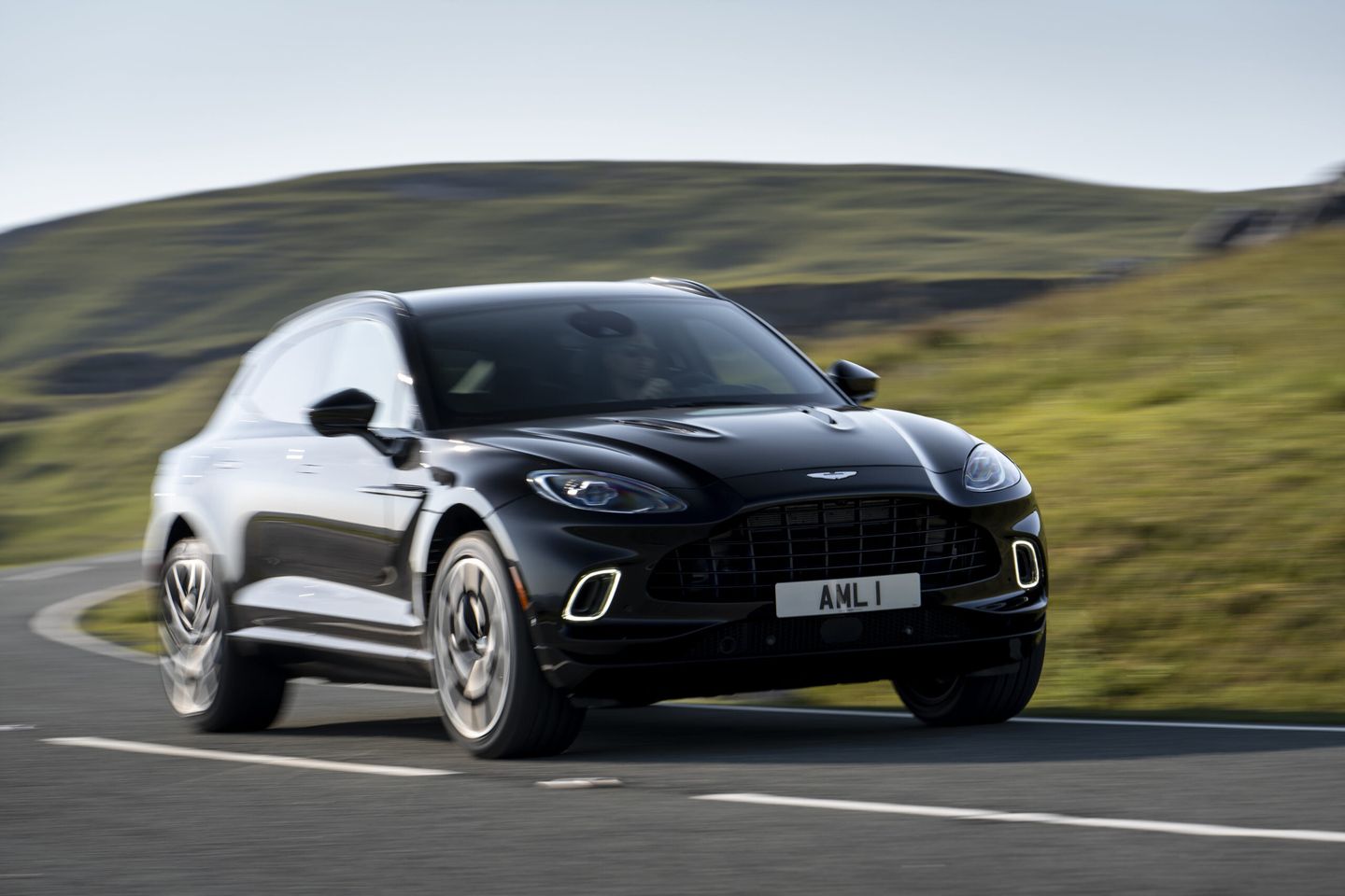 Ultra-Luxury SUVs: Supercar Performance with All-Season Confidence