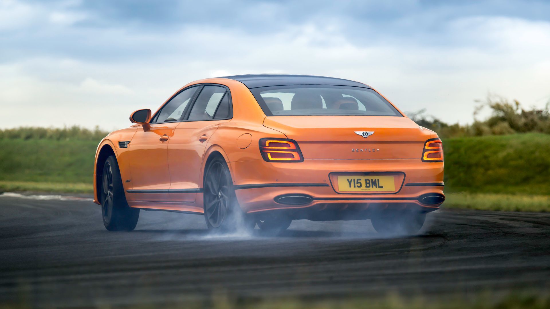 Bentley Flying Spur Trims Explained: From Speed to Azure