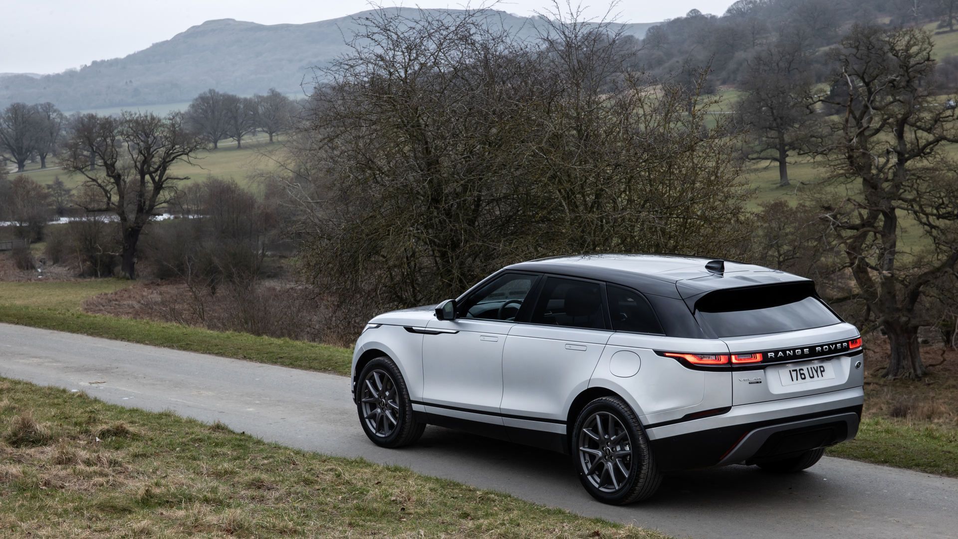 Adaptive Dynamics and Electronic Air Suspension: How Range Rover Velar ...