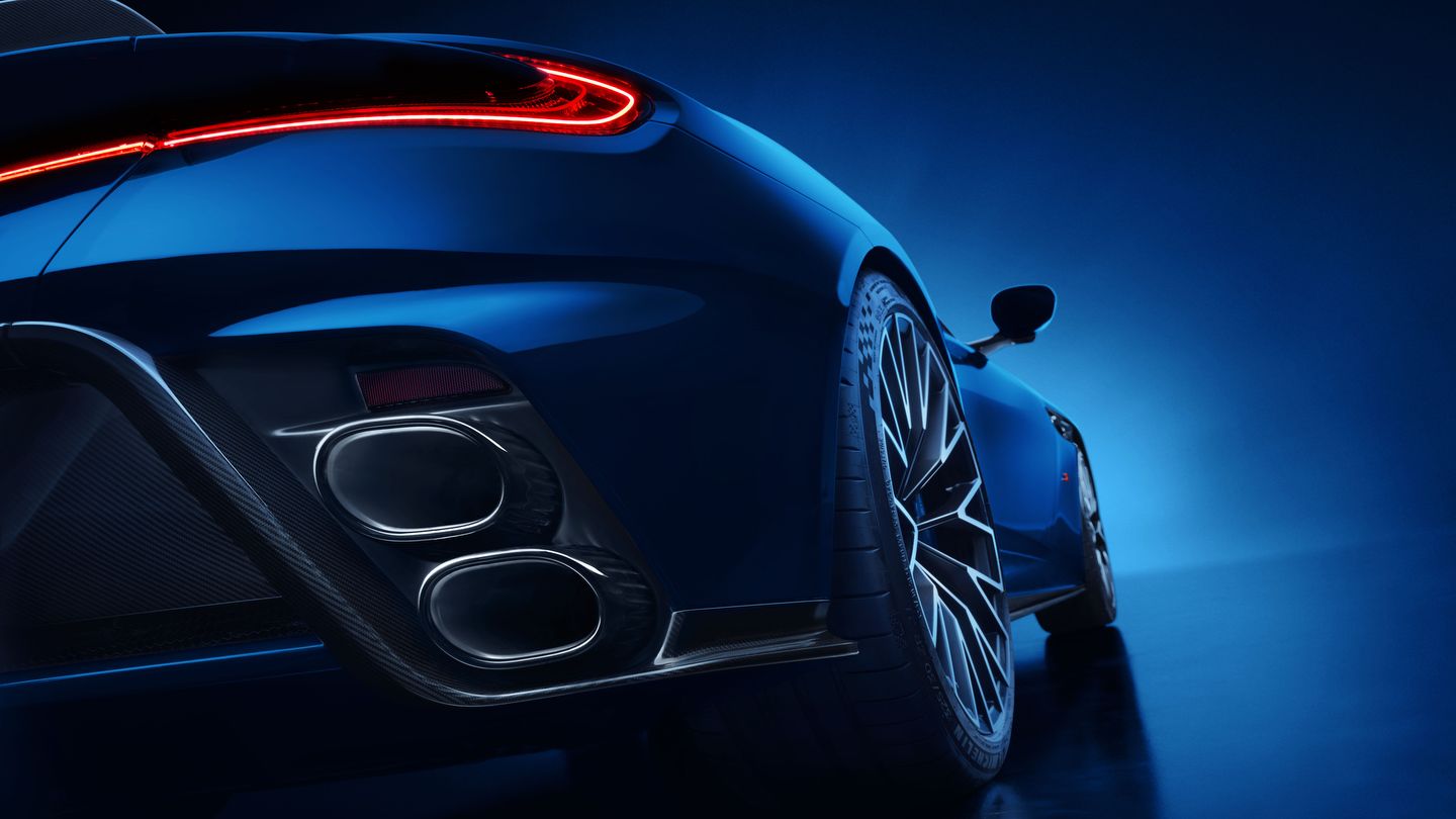 DB12 S Volante: The 690-Horsepower Open-Air Statement for Canadian ...