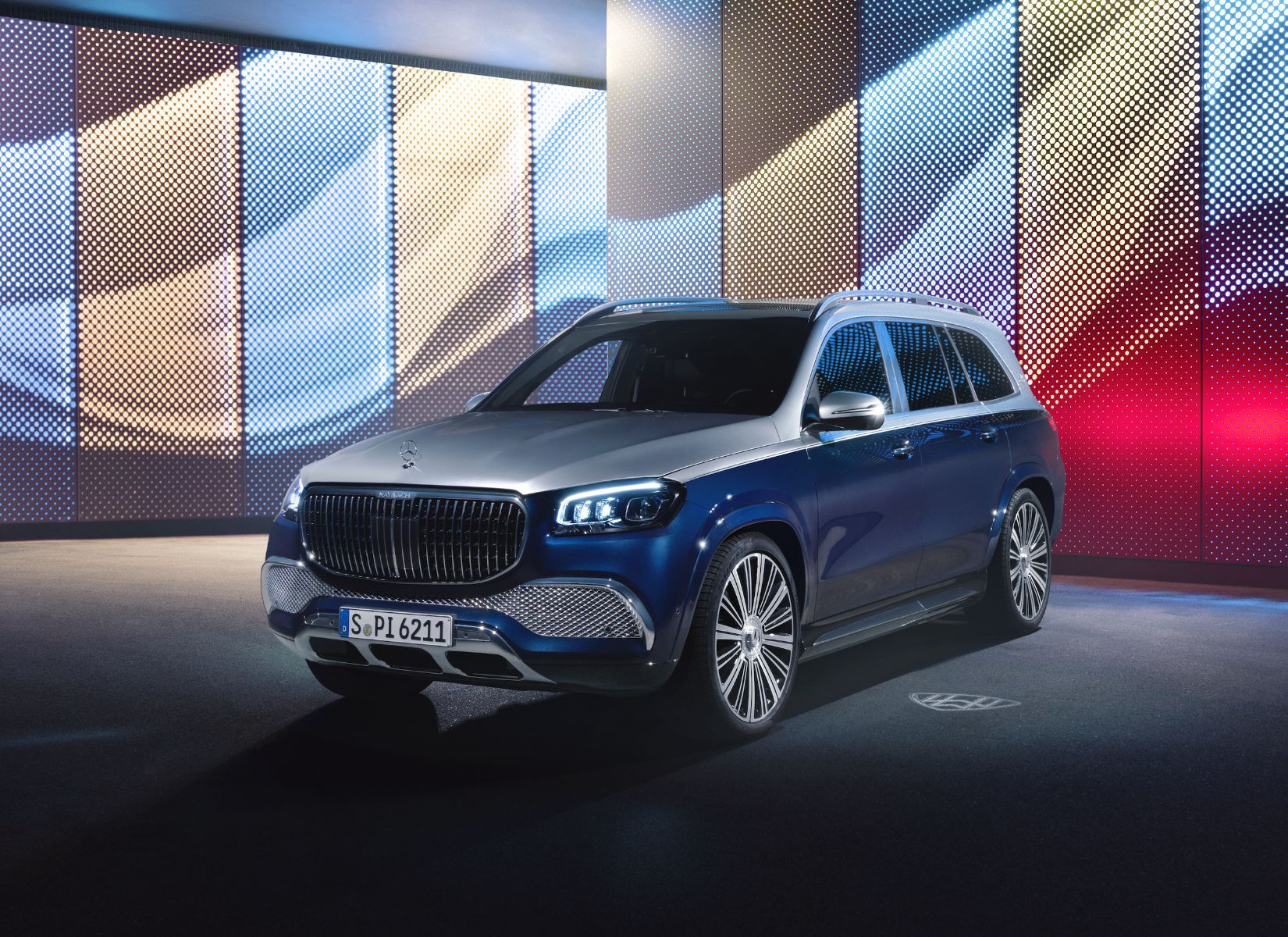 Maybach Creater Experience The Maybach SUV